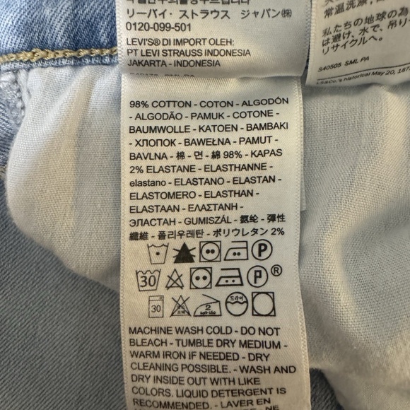 Levi's "Wedgie Skinny" Size 27 Light Wash High-Rise Button-Fly Jeans - EUC - Picture 6 of 6